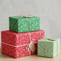 Whimsical Cute Red Green Bows Pattern Xmas Gift