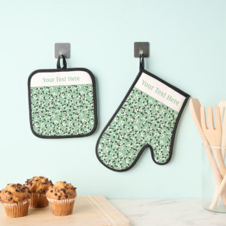 Whimsical Mint Polka Dot Doodles Pattern Oven Mitt & Pot Holder Set