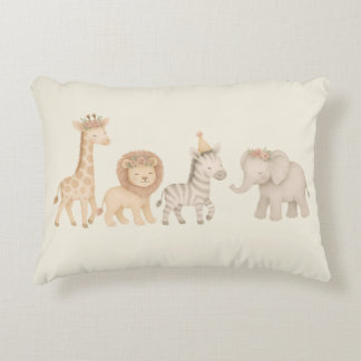 Whimsical Safari Animal Nursery Accent Coussin