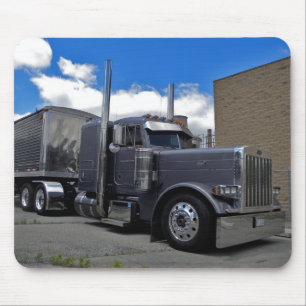 Whisler's Peterbilt 379 Mousepad