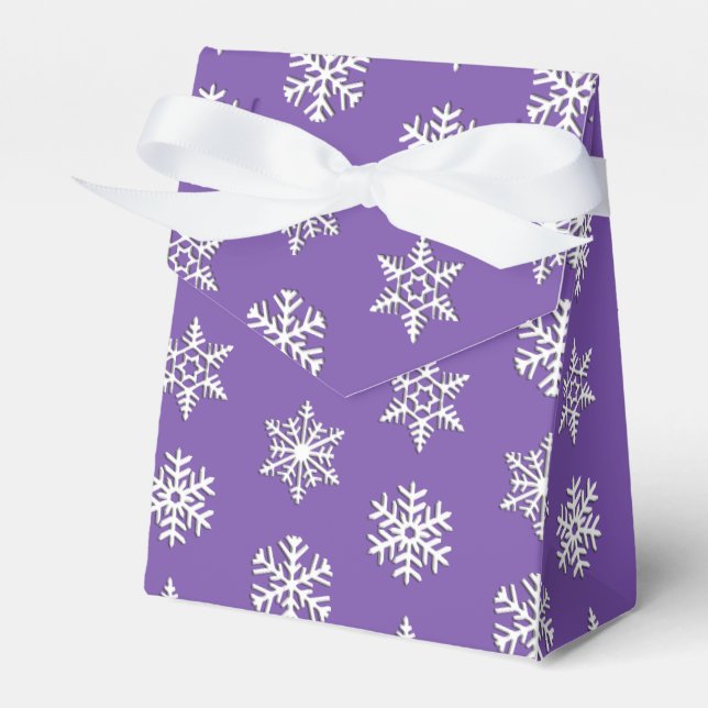 White 3-d snowflakes, Customizable Background Favor Box (Front Side)