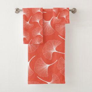 White abstract leave pattern bath towel set