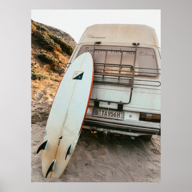 White and black surfboard poster (Front)
