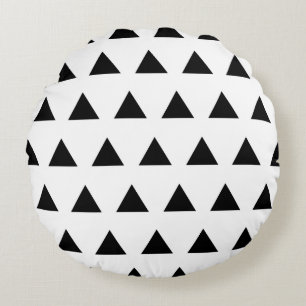 White and Black Triangles Round Pillow