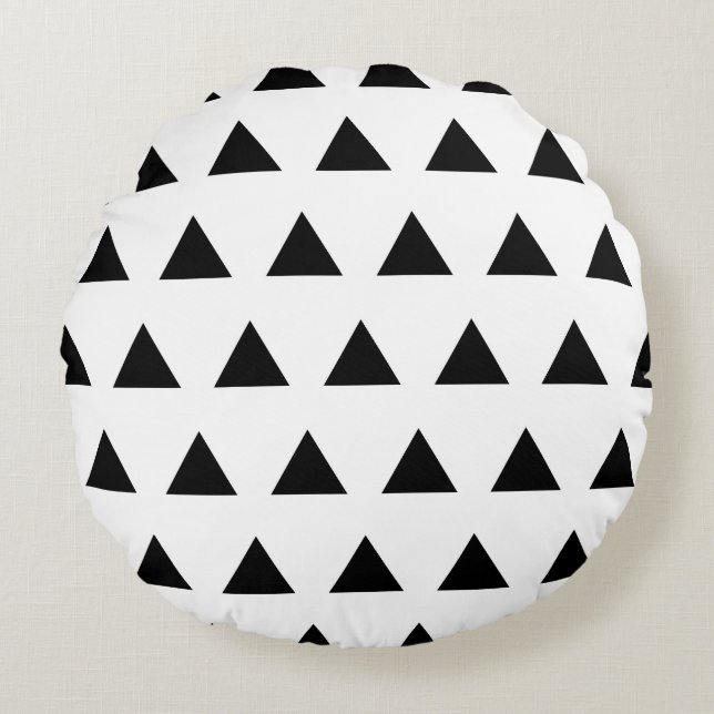 White and Black Triangles Round Pillow (Front)