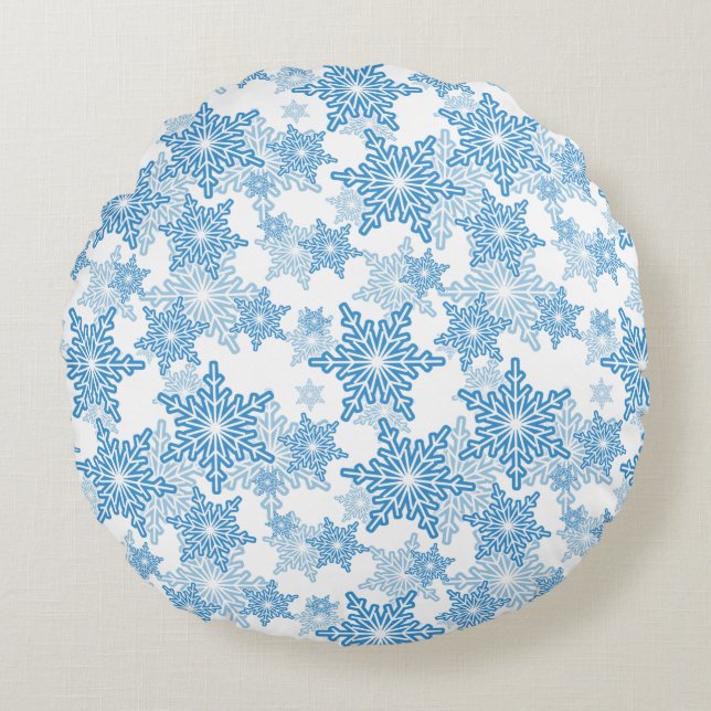 White and Blue Snowflake Seamless Pattern Round Pillow (Front)