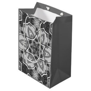 White-black openwork geometric pattern medium gift bag