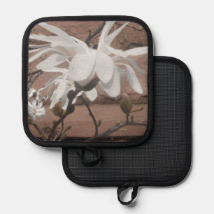 White Blossom Pot Holder