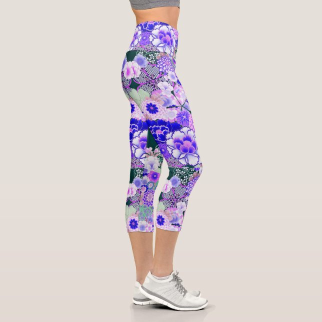 WHITE BLUE FLOWERS Peony Roses Japanese Floral Capri Leggings (Right)