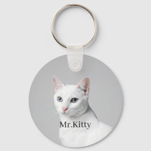 White Cat Custom Pet Name – Editable Cute Portrait Keychain