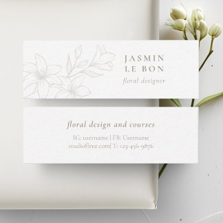 White | Chic Minimalist Flower Mini Business Card