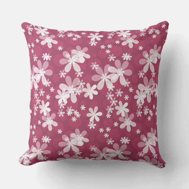 White daisies throw pillow (Front)