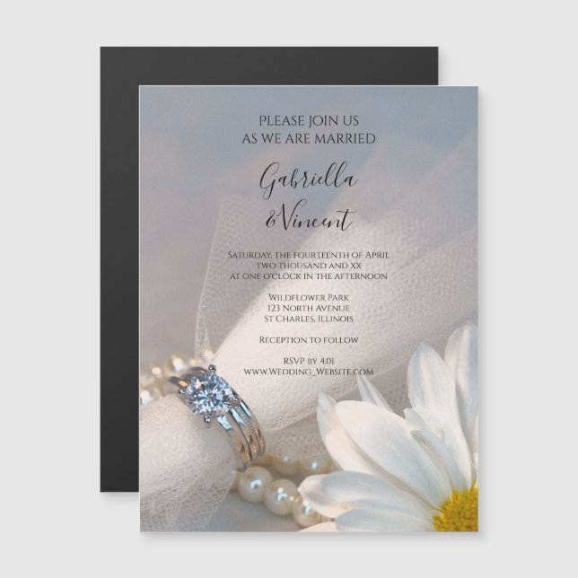 White Daisy Elegance Wedding Magnetic Invitation (Front/Back)