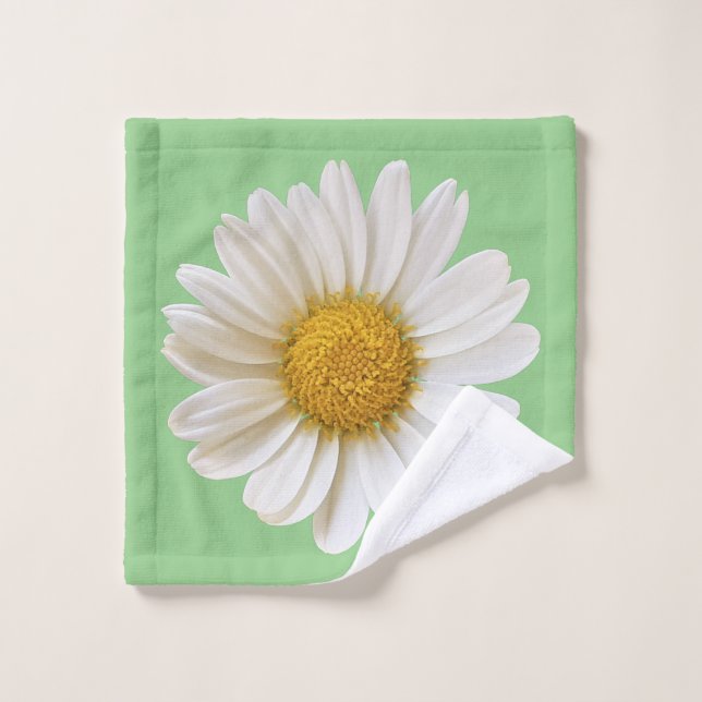 White Daisy Flower on Sage Green Wash Cloth (Wash Cloth)