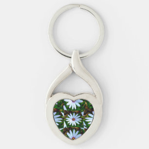 White Daisy Pattern Keychain