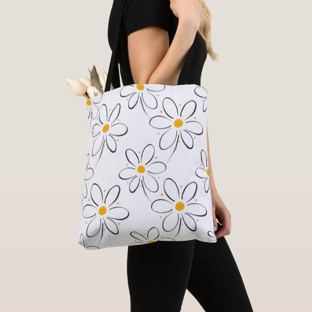 White Daisy Pattern Tote Bag (Close Up)