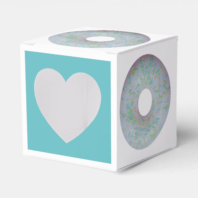 White donut with sprinkles favor box (Front Side)