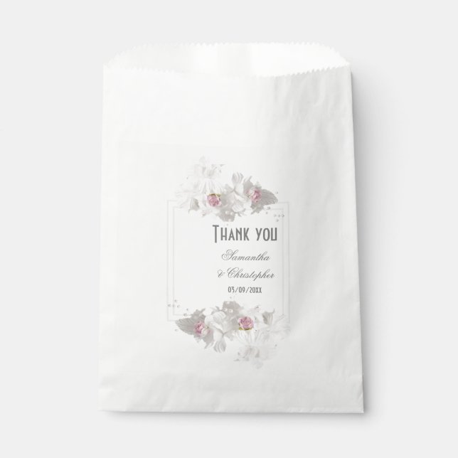 White floral wedding favour bag (Front)