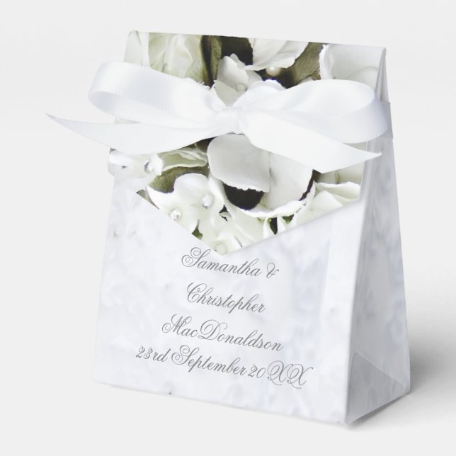 White flower bouquet romantic wedding favor box (Front Side)