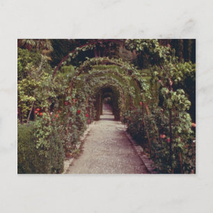 White Generalife, The Alhambra, Granada, Spain flo Postcard