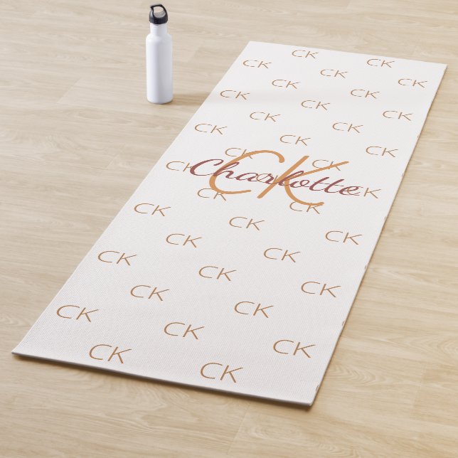 White gold monogram initials name script elegant yoga mat (In Situ)