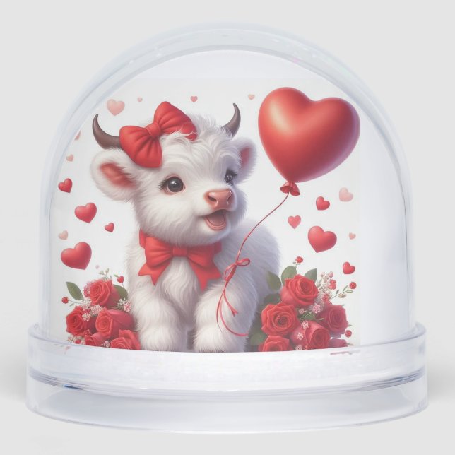 WHITE HIGHLAND COO HEART SNOWGLOBE (Front)