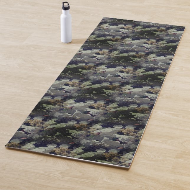White Lacecap Hydrangea Flowers Pattern   Yoga Mat (In Situ)
