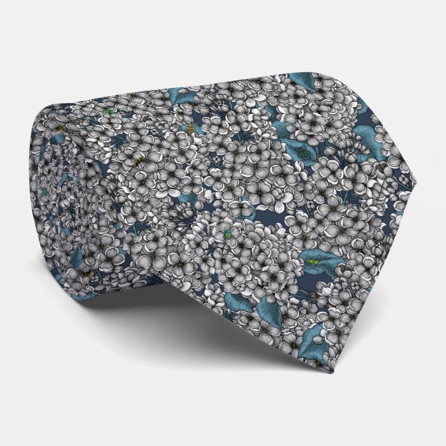 White Lilac garden Tie (Rolled)