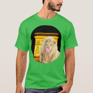 White lion by the Arc de Triomphe T-Shirt