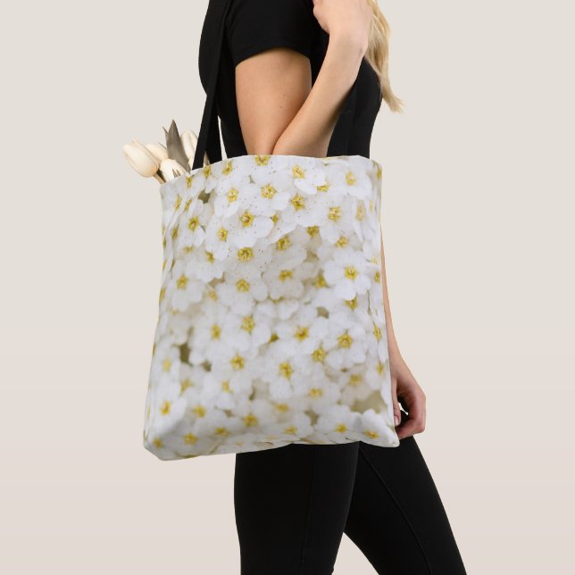 White little flowers pattern tote bag (Close Up)