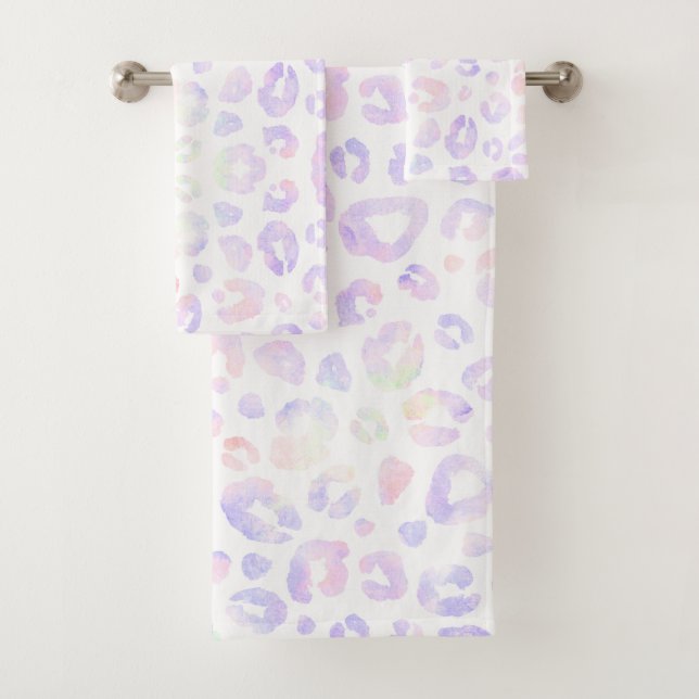 White Metallic leopard Pattern Bath Towel Set (Insitu)
