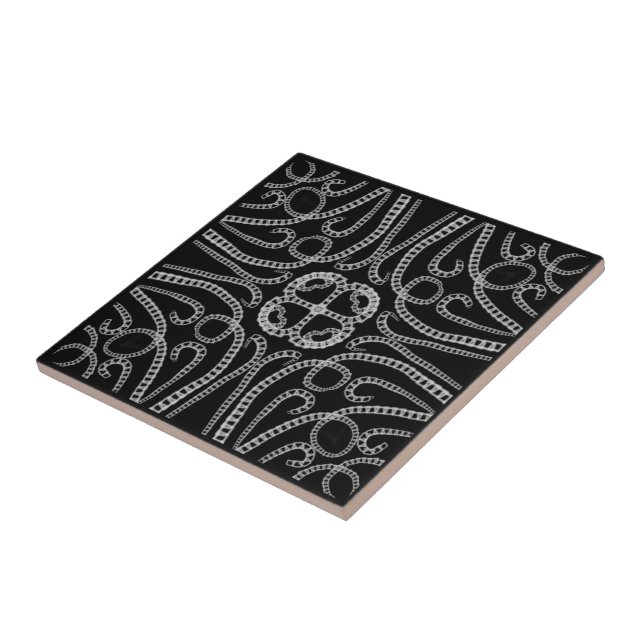 White On Black Chain Linked Repeating Pattern Art Tile (Side)