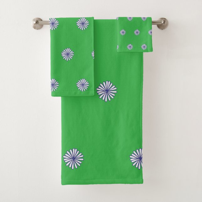 White Petals Green Gift Home Decor  Bath Towel Set (Insitu)