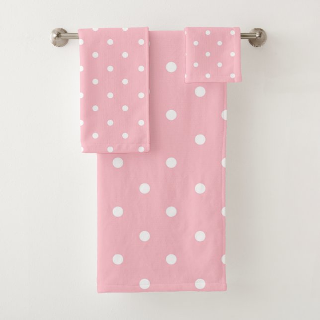 White Pink Polka Dot Bath Towel Set (Insitu)