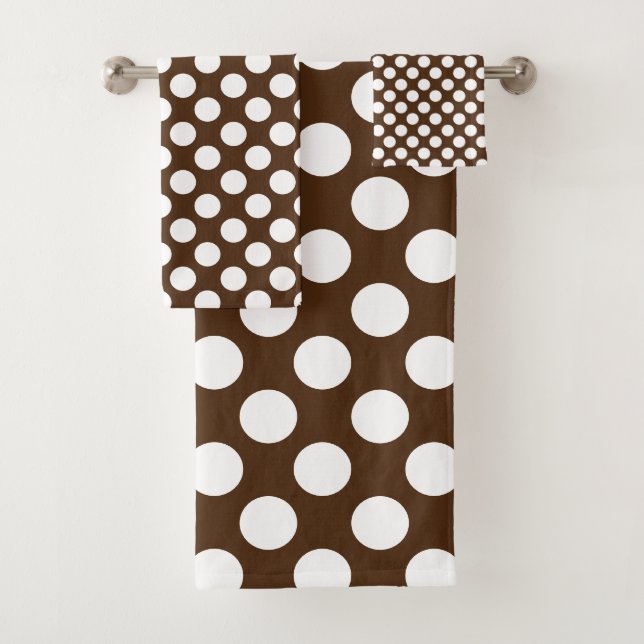 White Polka Dot and brown Pattern Bath Towel Set (Insitu)