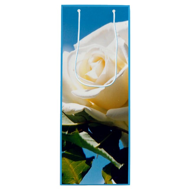 White rose under blue sky  wine gift bag (Front)