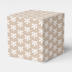 White snow star snowflakes pattern beige gift favor box