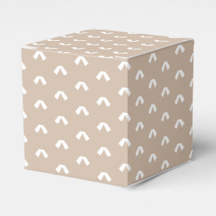 White snow star snowflakes pattern beige tan gift favor box