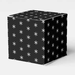 White snow star snowflakes pattern black gift favor box