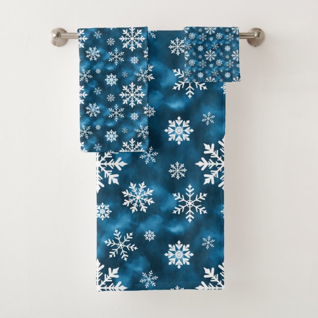 White Snowflake Pattern On Blue Winter Bath Towel Set (Insitu)