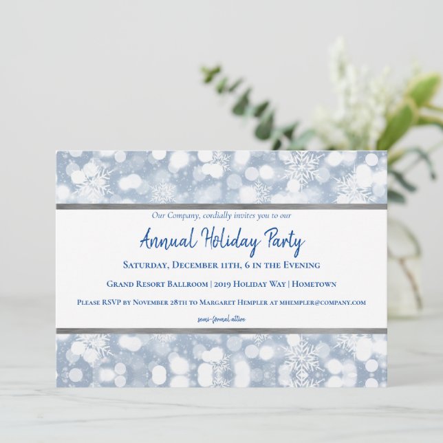 White Snowflakes Invitation de fête de vacances (Debout devant)