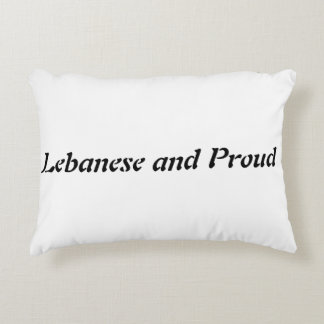 White throw pillow