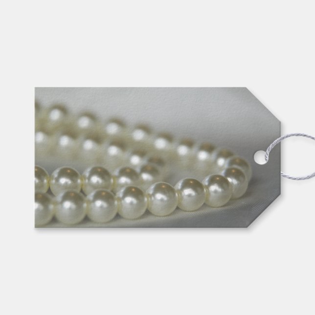 White Wedding Pearls Favour Tags (Front (Horizontal))