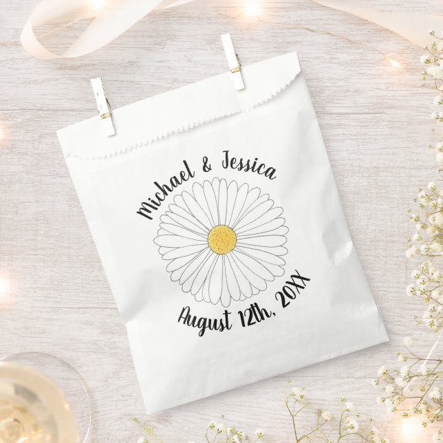 White Yellow Daisy Flower Floral Garden Party Favour Bag (Clipped)