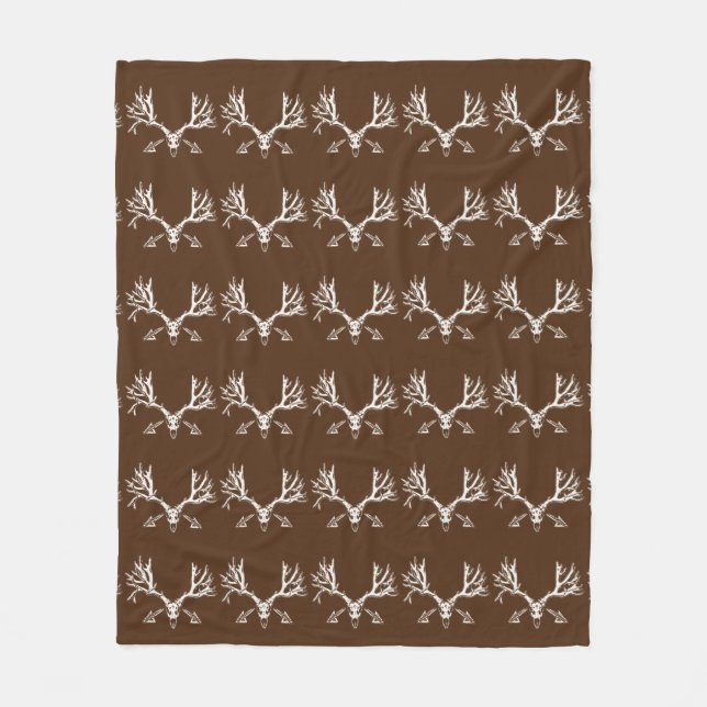 Whitetail deer skull w fleece blanket (Front)