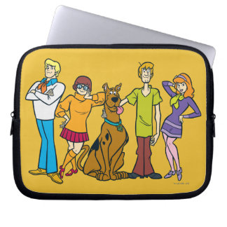 Whole Gang 14 Mystery Inc Laptop Sleeve