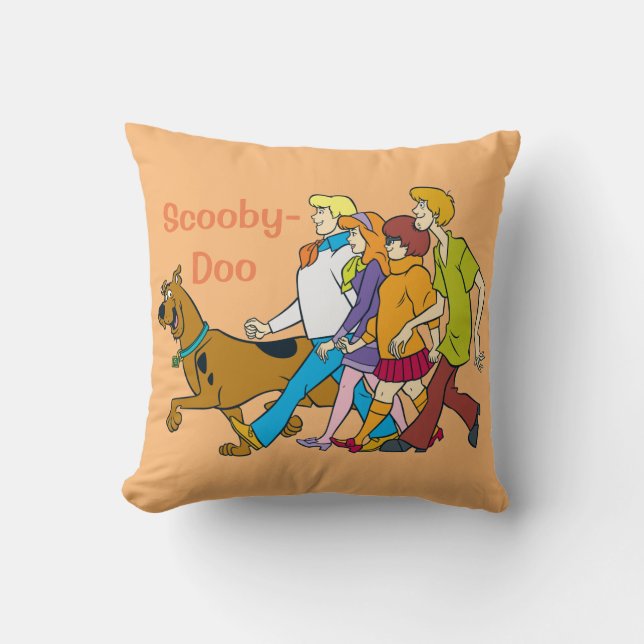 Whole Gang 18 Mystery Inc Throw Pillow (Front)