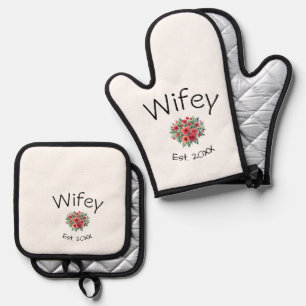 Wifey red floral est Year future wife valentine's Oven Mitt & Pot Holder Set