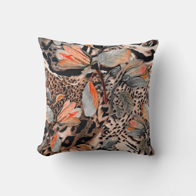 Wild african animal skin with browm flowers patter throw pillow (Front)