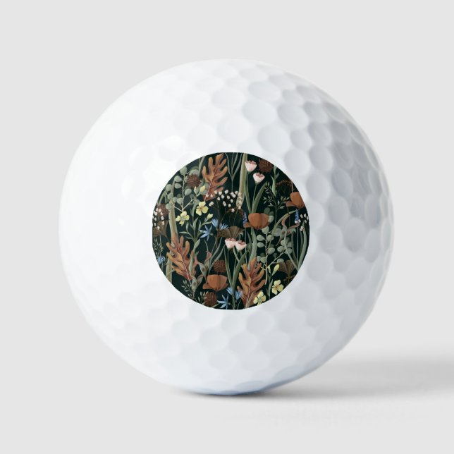 Wild and Dried Flowers Pattern. Golf Balls (Front)